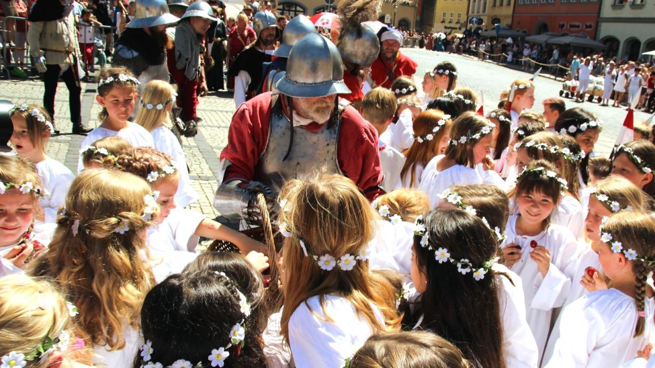 Naumburg_Kirschfest_Hussiten_Kinder